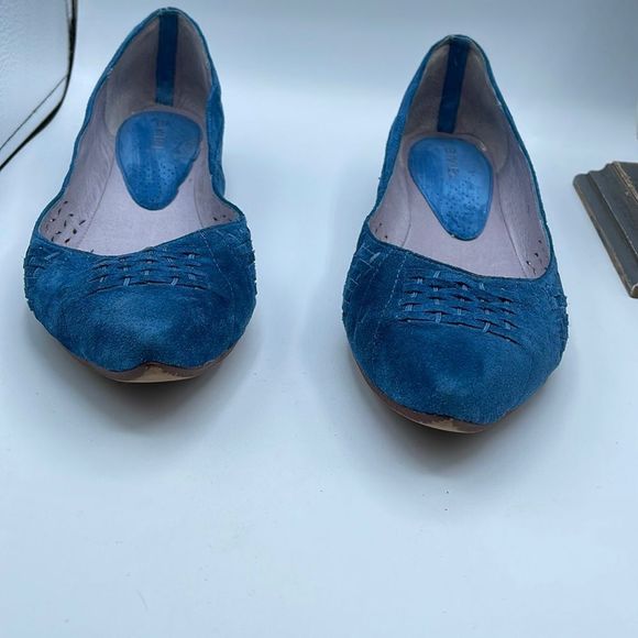 Bivel Shoes - Bivel  teal blue suede flats.